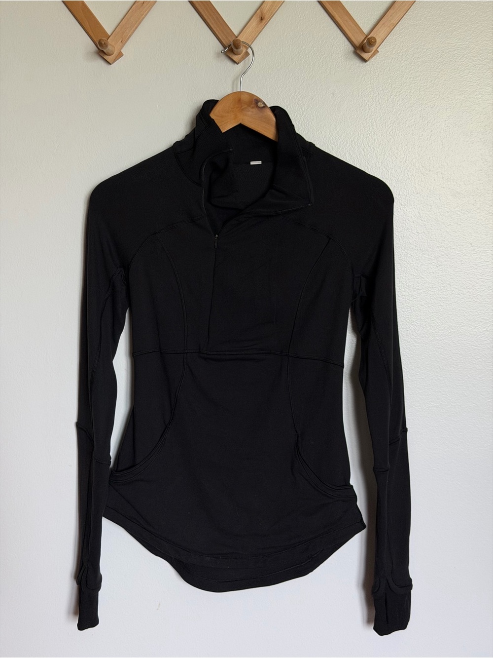 lululemon athletica Base Runner 1/2 Zip Size 4